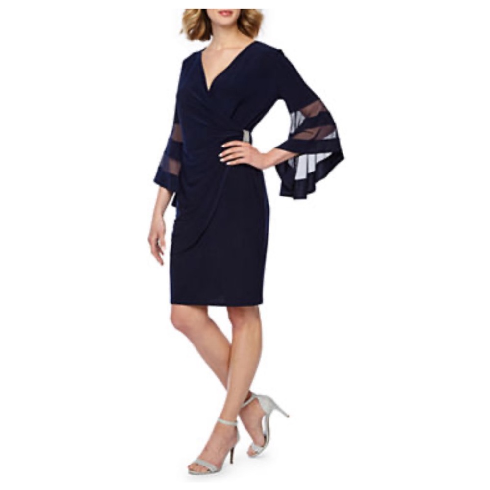 R & M Richards 3/4 Bell Sleeve Fit & Flare Dress size 18. NWOT